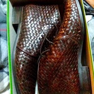 Women size 9 Sesto Meucci woven boots